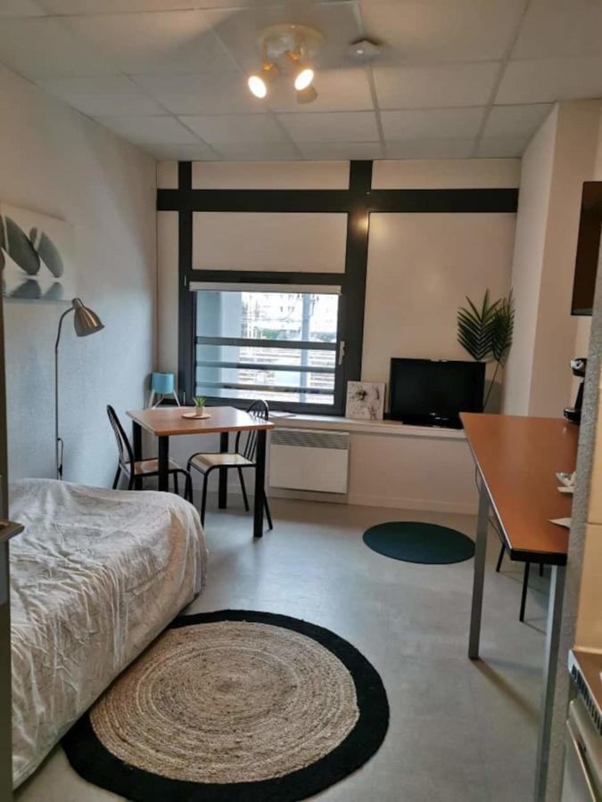 Ferienwohnung Studio Confortable Hyper Centre De Tours Exterior foto